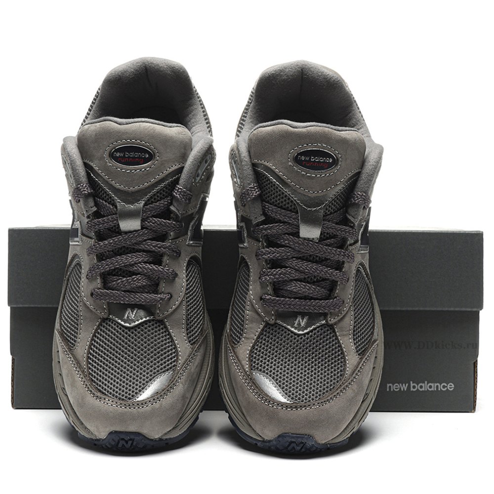 dd new Ba1an*e 2002r light grey