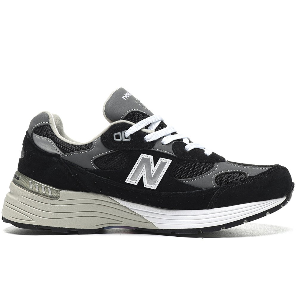 dd new Ba1an*e 992 black grey suede