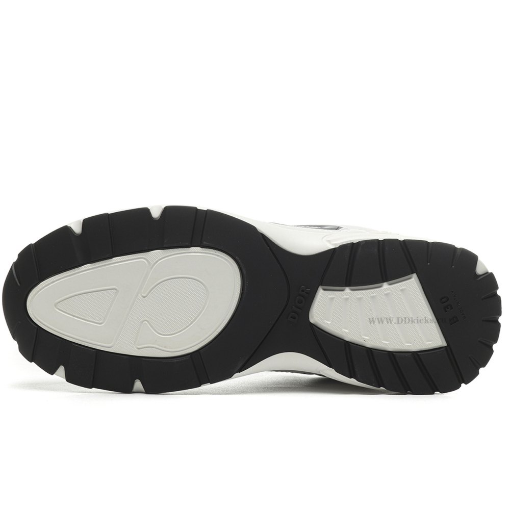 DD D10R B30 White