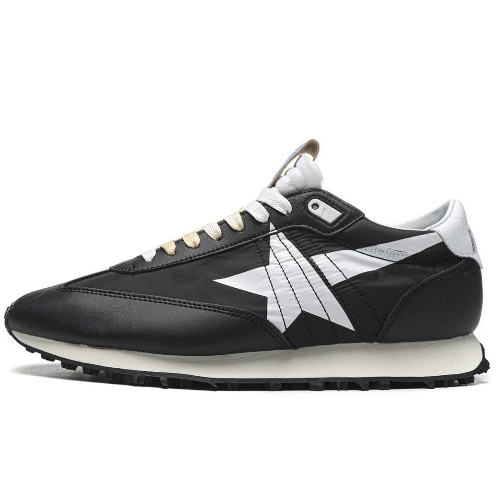 dd g01den g003e M*rathon with black nylon upper and white star