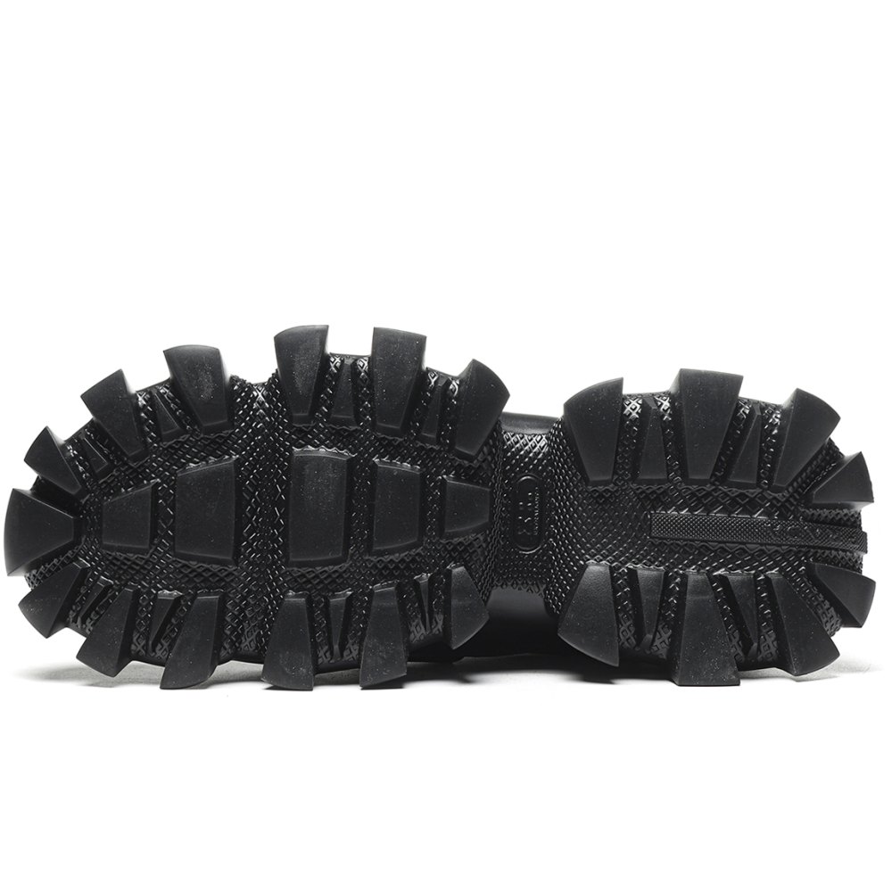 dd Pra*a cloudbust thunder black